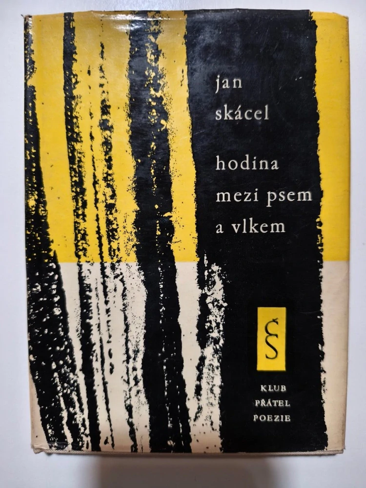 Hodina mezi psem a vlkem