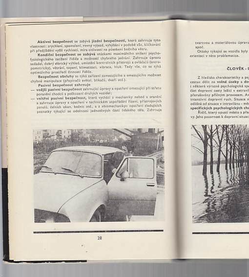 O lidech a automobilech