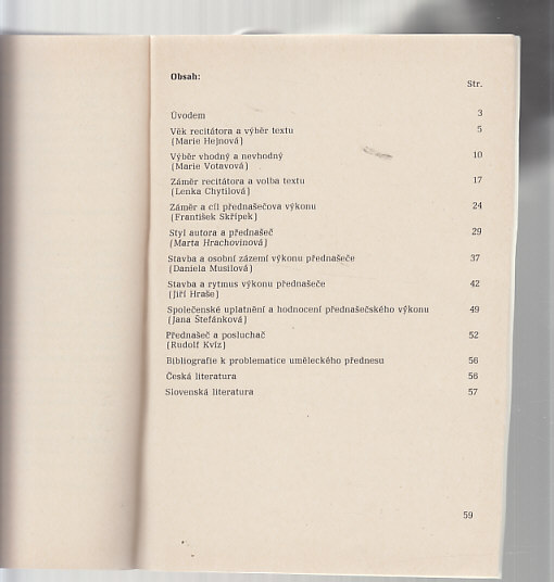 Umělecký přednes / sborník statí o uměleckém přednesu