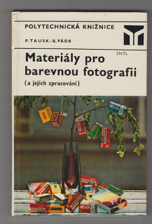 Materiály pro barevnou fotografii
