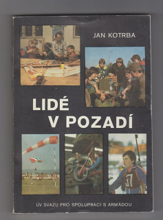 Lidé v pozadí