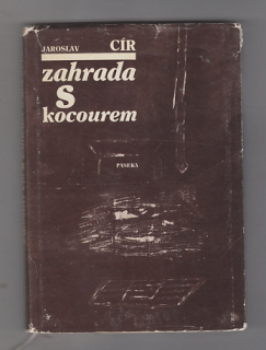 Zahrada s kocourem